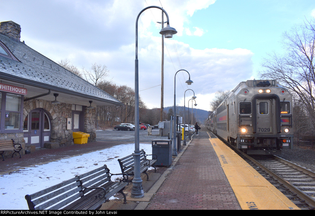 NJT Train # 5742 about to make its stop at White House Station with Multilevel Cab Car # 7029 doing the honors